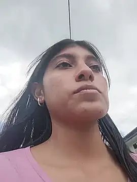 Snapshot of YeseniaRodriguez3 chatting on November 25, 2025, 5:35 pm YeseniaRodriguez3 online show from November 25, 2025, 5:35 pm