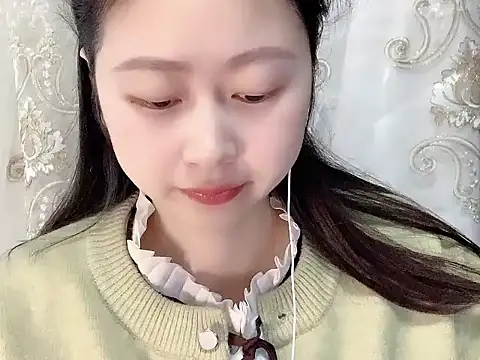 Snapshot of nuannuan35593 chatting on November 18, 2025, 12:19 pm nuannuan35593 online show from November 18, 2025, 12:19 pm