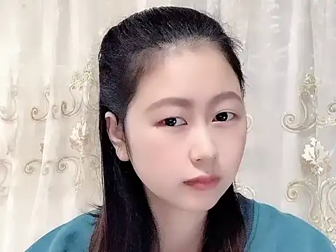 Snapshot of nuannuan35593 chatting on December 3, 2025, 11:53 am nuannuan35593 online show from December 3, 2025, 11:53 am