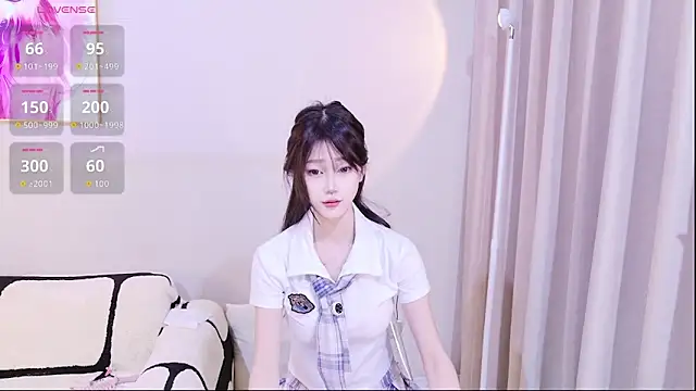 Snapshot of xiaoxi---n chatting on December 5, 2025, 10:03 am xiaoxi---n online show from December 5, 2025, 10:03 am