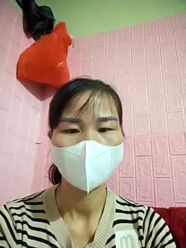 Snapshot of Donatella28 chatting on October 26, 2025, 2:12 am Donatella28 online show from October 26, 2025, 2:12 am