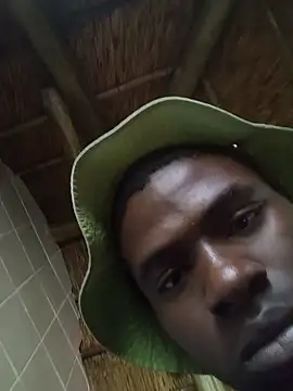 Snapshot of younggblackkCOCK19 chatting on December 4, 2025, 10:25 am younggblackkCOCK19 online show from December 4, 2025, 10:25 am