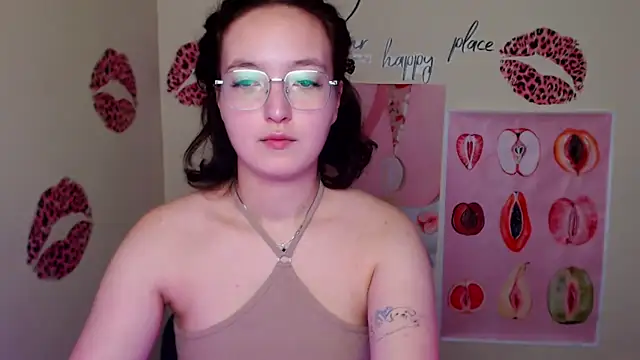 MissAriaa online show from October 31, 2025, 8:00 am