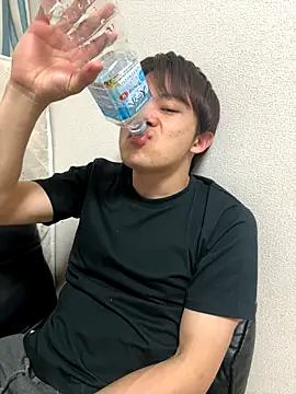 Snapshot of miyabi_yabi chatting on January 12, 2026, 2:13 pm miyabi yabi online show from January 12, 2026, 2:13 pm