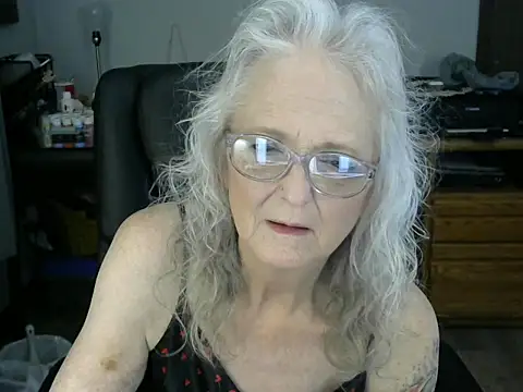 JoleneDelacroix online show from January 7, 2026, 2:05 am