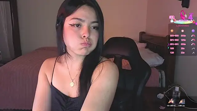 Lee Moyalune online show from November 20, 2025, 4:02 am