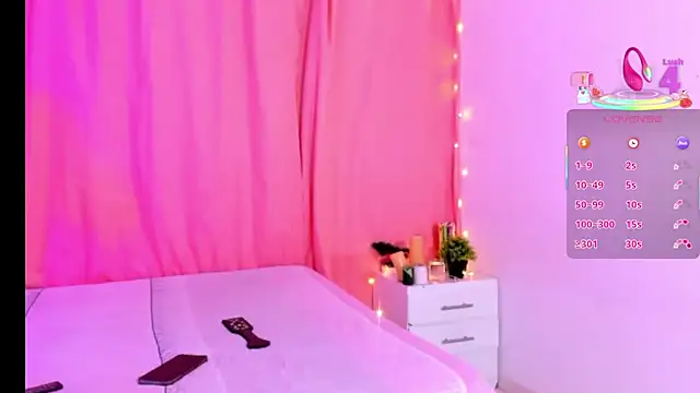 Snapshot of nahomi28_ chatting on November 28, 2025, 6:19 pm nahomi28 online show from November 28, 2025, 6:19 pm