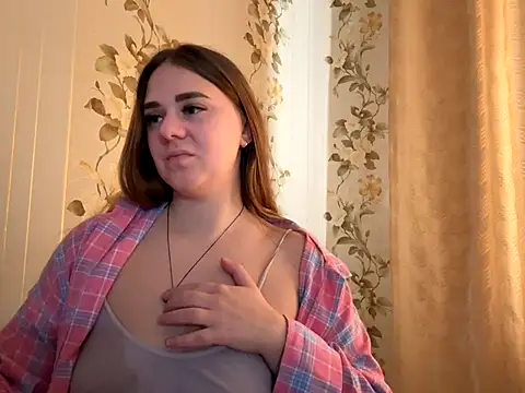 Snapshot of Hanna_777 chatting on November 10, 2025, 8:41 am Hanna 777 online show from November 10, 2025, 8:41 am