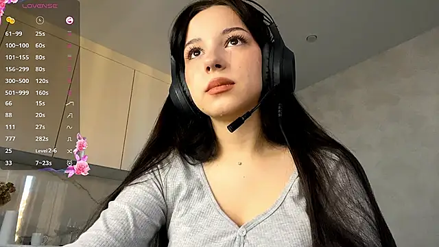 Snapshot of AngilaDoyal chatting on December 16, 2025, 5:22 am AngilaDoyal online show from December 16, 2025, 5:22 am