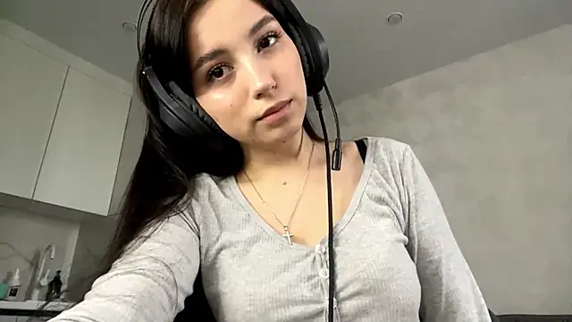 Snapshot of AngilaDoyal chatting on November 29, 2025, 7:19 am AngilaDoyal online show from November 29, 2025, 7:19 am