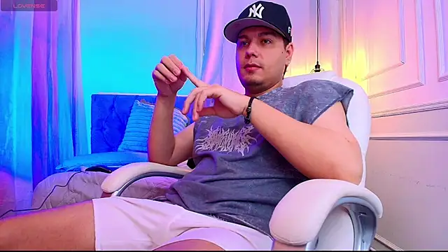 MasonHeat online show from November 8, 2025, 1:53 am