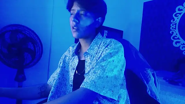 Snapshot of Ghost__Girl_ chatting on November 1, 2025, 2:18 am Ghost Girl online show from November 1, 2025, 2:18 am