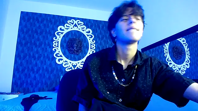 Snapshot of Ghost__Girl_ chatting on November 8, 2025, 3:32 am Ghost Girl online show from November 8, 2025, 3:32 am