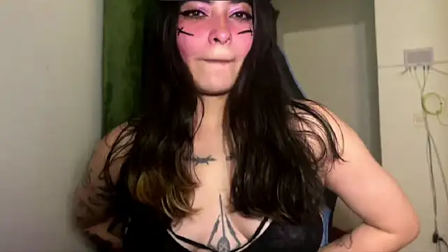 Snapshot of Annagoth_ chatting on March 17, 2026, 10:07 am Annagoth online show from March 17, 2026, 10:07 am