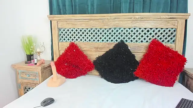 Snapshot of Cassandra_Armani chatting on February 24, 2026, 3:40 am Cassandra Armani online show from February 24, 2026, 3:40 am