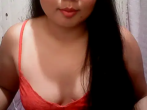 Snapshot of MahusaynaPiinay chatting on April 10, 2026, 10:39 pm MahusaynaPiinay online show from April 10, 2026, 10:39 pm