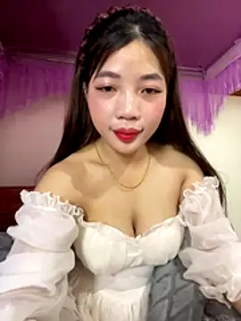 Zlienr023 online show from November 13, 2025, 3:21 am