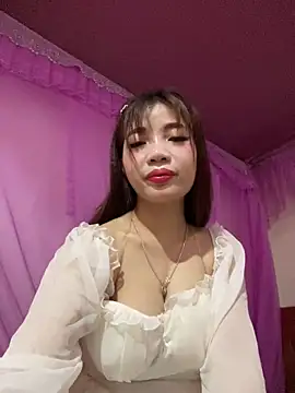 Zlienr023 online show from October 29, 2025, 2:43 am