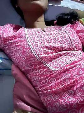 Hot-Rubyy online show from March 31, 2026, 6:21 pm