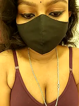 Sexy-suhana- online show from December 16, 2025, 3:22 am