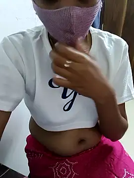 Snapshot of smileys46 chatting on February 17, 2026, 12:57 pm smileys46 online show from February 17, 2026, 12:57 pm