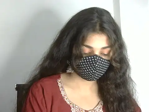 Snapshot of Cutie_Sonam chatting on April 4, 2026, 4:02 pm Cutie Sonam online show from April 4, 2026, 4:02 pm