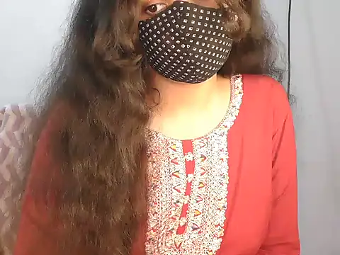 Snapshot of Cutie_Sonam chatting on April 3, 2026, 12:06 am Cutie Sonam online show from April 3, 2026, 12:06 am