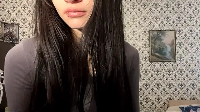 Snapshot of SofiaDreams09 chatting on December 3, 2025, 6:57 am SofiaDreams09 online show from December 3, 2025, 6:57 am