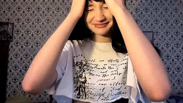 Snapshot of SofiaDreams09 chatting on November 21, 2025, 2:16 pm SofiaDreams09 online show from November 21, 2025, 2:16 pm