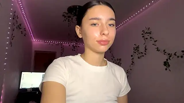 Snapshot of LilithFlamey chatting on November 24, 2025, 4:18 pm LilithFlamey online show from November 24, 2025, 4:18 pm