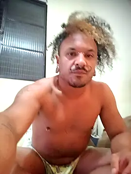 Snapshot of pedrotoyboy chatting on April 4, 2026, 11:22 pm pedrotoyboy online show from April 4, 2026, 11:22 pm