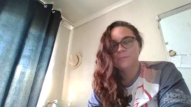Snapshot of lilMissMarli chatting on July 7, 2026, 1:47 pm lilMissMarli online show from July 7, 2026, 1:47 pm