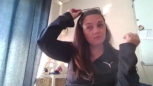 Snapshot of lilMissMarli chatting on July 11, 2026, 12:49 pm lilMissMarli online show from July 11, 2026, 12:49 pm