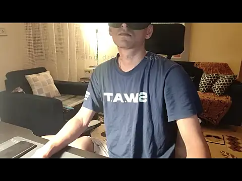 Snapshot of Andy_James181 chatting on January 14, 2026, 7:17 pm Andy James181 online show from January 14, 2026, 7:17 pm