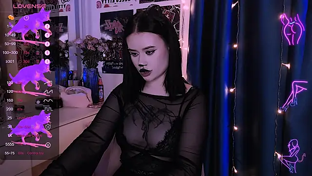 Snapshot of Meow_Marie chatting on October 29, 2025, 7:02 pm Meow Marie online show from October 29, 2025, 7:02 pm