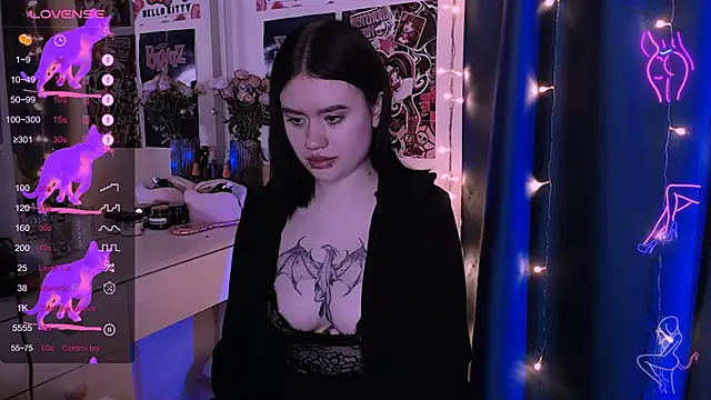 Snapshot of Meow_Marie chatting on October 28, 2025, 10:09 pm Meow Marie online show from October 28, 2025, 10:09 pm