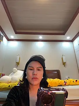 Snapshot of Qt889999 chatting on November 10, 2025, 2:11 pm Qt889999 online show from November 10, 2025, 2:11 pm