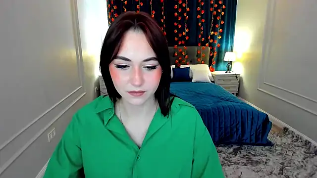 MakeYoueHappy online show from November 17, 2025, 11:47 am