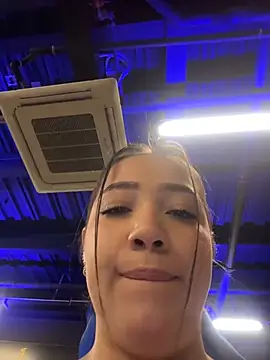 Snapshot of Hannahpradaa_ chatting on November 27, 2025, 7:47 pm Hannahpradaa online show from November 27, 2025, 7:47 pm