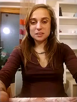 Snapshot of SinnEmily chatting on November 19, 2025, 5:02 pm SinnEmily online show from November 19, 2025, 5:02 pm