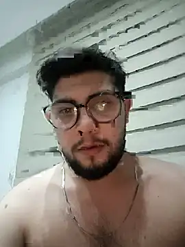 Mstfaavan64 online show from April 21, 2026, 9:10 pm