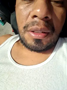 Snapshot of sanz957 chatting on March 4, 2026, 4:09 am sanz957 online show from March 4, 2026, 4:09 am