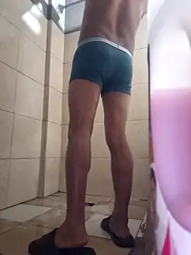 Snapshot of sanz957 chatting on December 19, 2025, 3:32 am sanz957 online show from December 19, 2025, 3:32 am