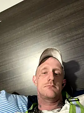 Snapshot of Dannydanny89 chatting on November 25, 2025, 11:27 pm Dannydanny89 online show from November 25, 2025, 11:27 pm