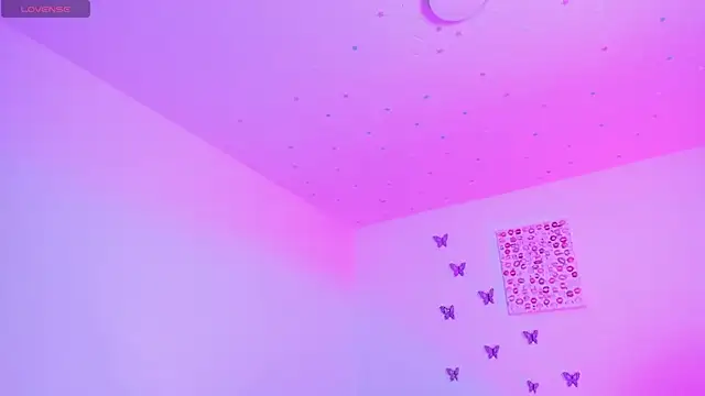 Monserrat Cute  online show from November 29, 2025, 2:44 am