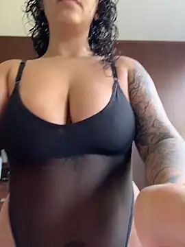 SugarTroubl33 online show from March 20, 2026, 1:01 pm