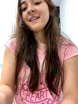 Snapshot of Valentina_ro chatting on November 11, 2025, 2:17 am Valentina ro online show from November 11, 2025, 2:17 am