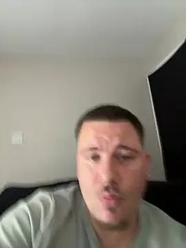 thepornplugz online show from May 15, 2026, 6:06 pm