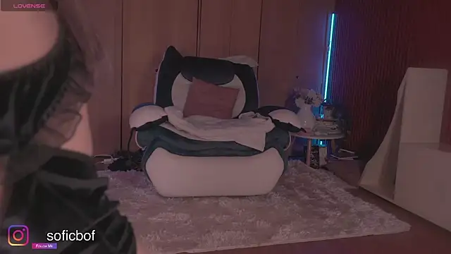 Snapshot of sofi_sc chatting on December 15, 2025, 1:33 am sofi sc online show from December 15, 2025, 1:33 am