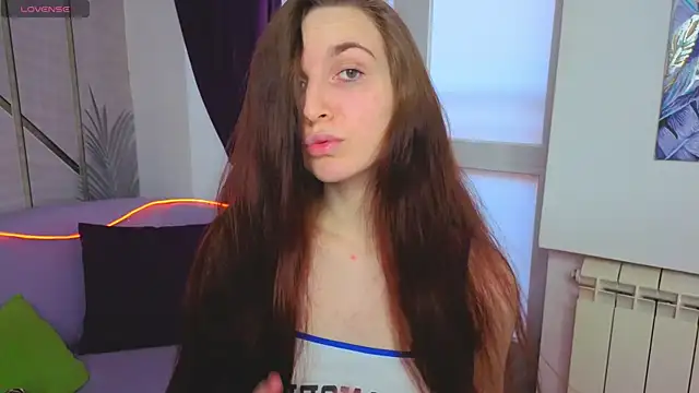 Eva  Blare online show from April 9, 2026, 2:13 am